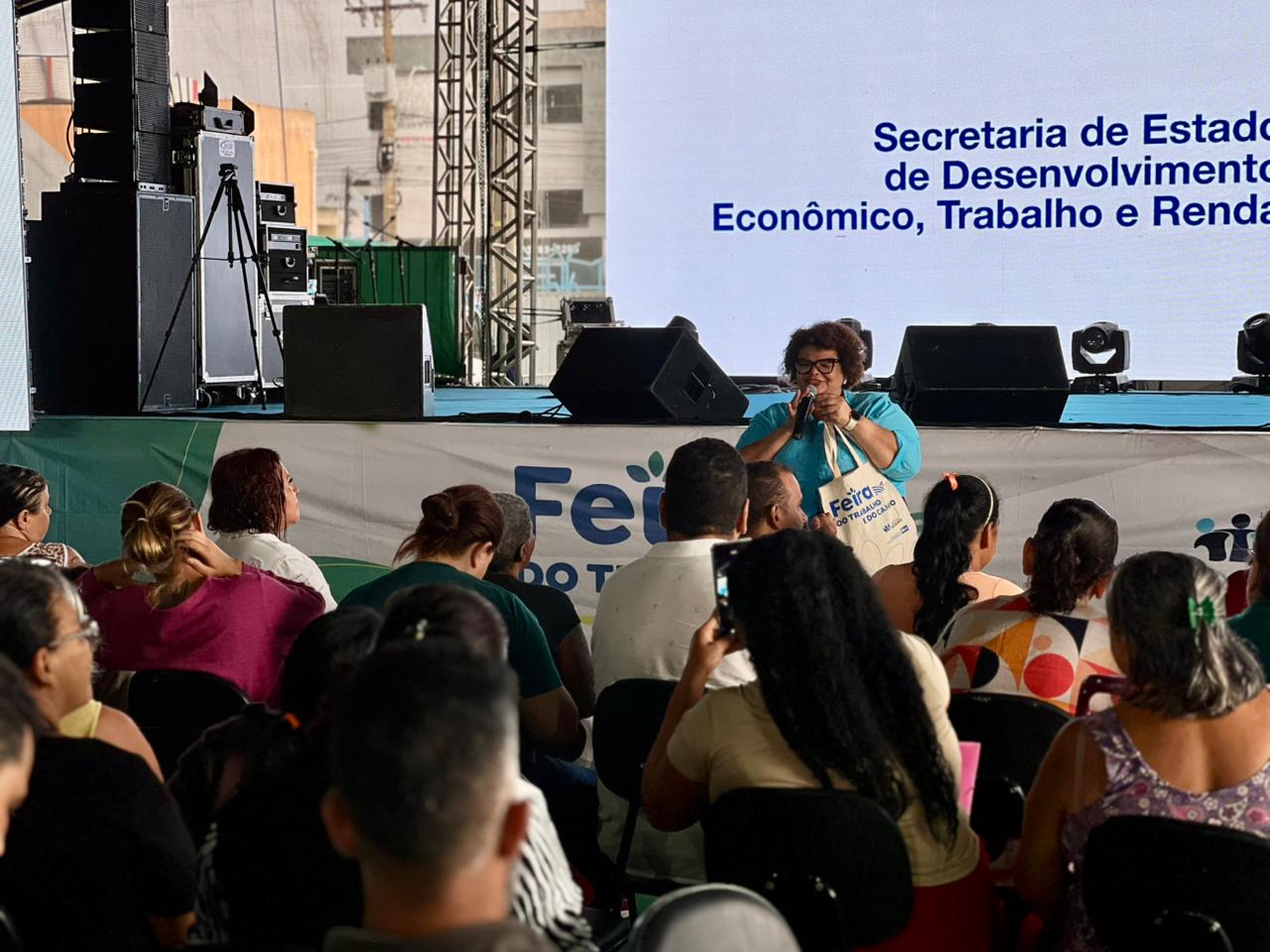 Feira do Trabalho e do Campo destaca protagonismo feminino em Riacho Fundo