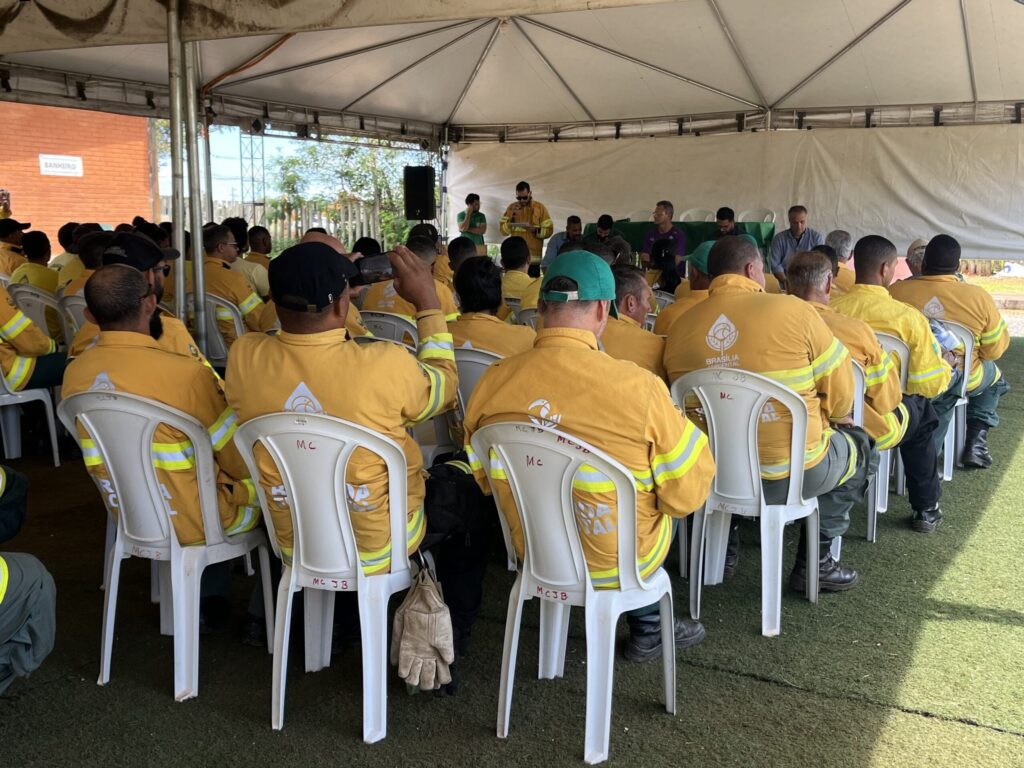 Reunião debate melhorias nas condições de trabalho de brigadistas florestais no DF