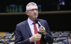 Comissão de Trabalho aprova projeto que inclui sindicatos no regime do Simples Nacional - Notícias