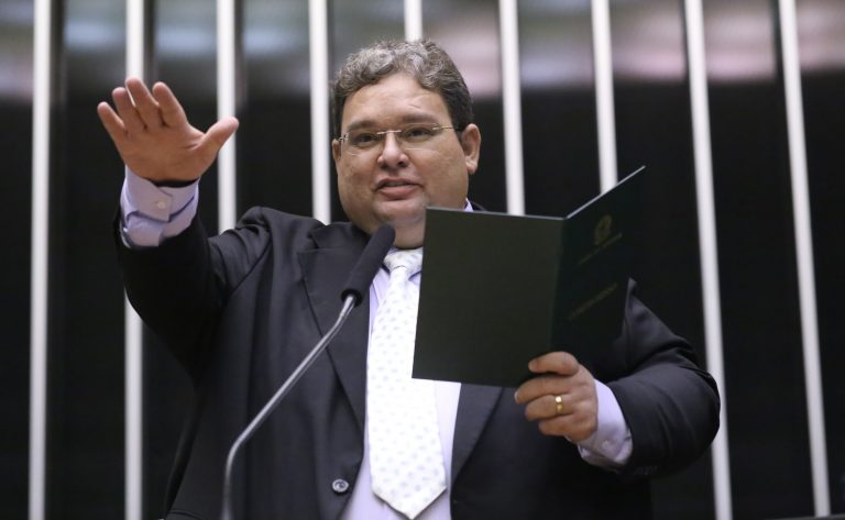 Projeto de lei cria regras rigorosas para aterros sanitários