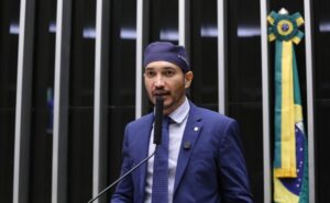 Projeto garante adicionais de insalubridade e periculosidade a professores