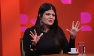 PSDB aciona Justiça Eleitoral e pede mandato de Aava Santiago por infidelidade partidária