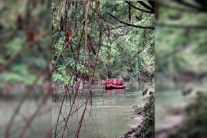 Bombeiros iniciam 3º dia de buscas por mulher arrastada em enxurrada