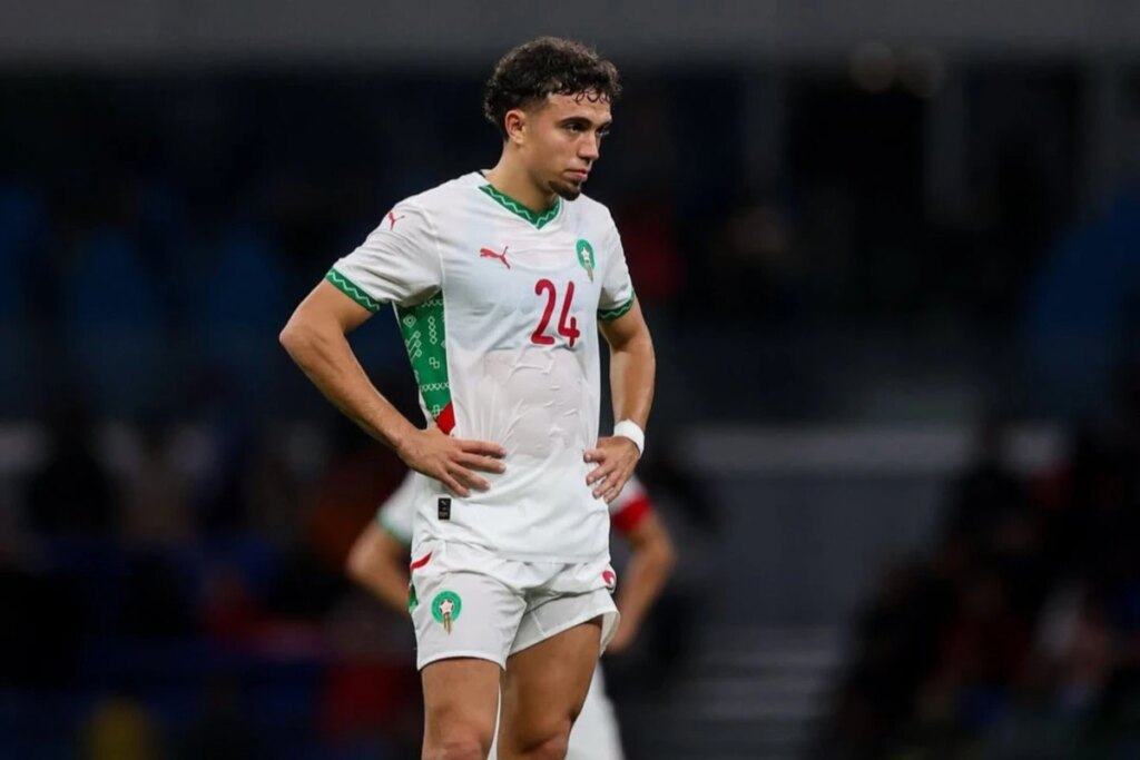 Meia da Roma é rendido por assaltantes e tem casa invadida na Itália