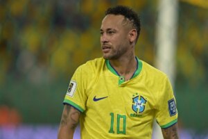 Torcida pede Neymar durante amistoso da Seleção Brasileira; confira