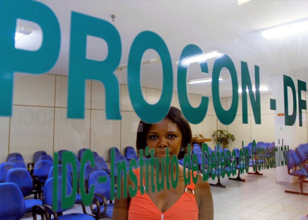 Procon-DF realiza mutirão para renegociar dívidas com BRB e BRB Card