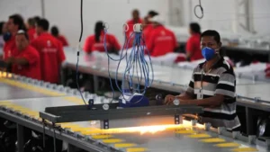 S&P Global: PMI industrial do Brasil sobe a 47,3 pontos em fevereiro, após 47 pontos em janeiro