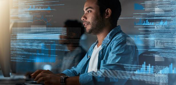 IA mata o 'escrevedor de código', mas 5 habilidades mantêm dev no mercado, diz CTO