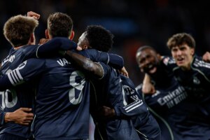 com gol nos acréscimos, Real Madrid derrota Celta