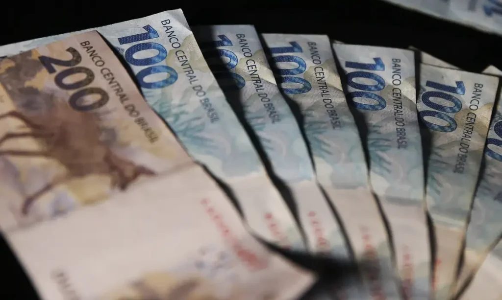 Dívida externa bruta é estimada em US$ 396,499 bilhões em fevereiro, revela BC