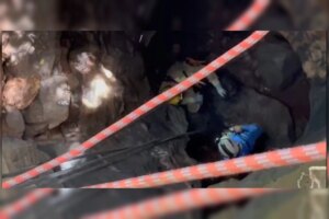 Homem despenca de seis metros em caverna e é resgatado em Goiás