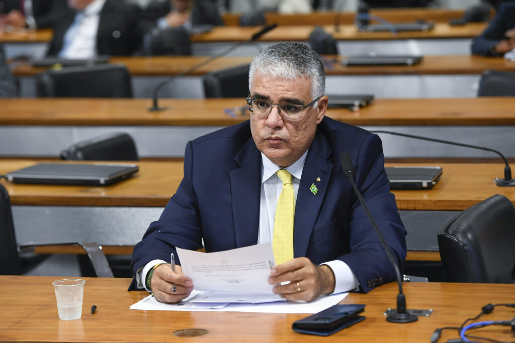 Girão critica fim da CPMI do INSS e aponta impunidade no STF