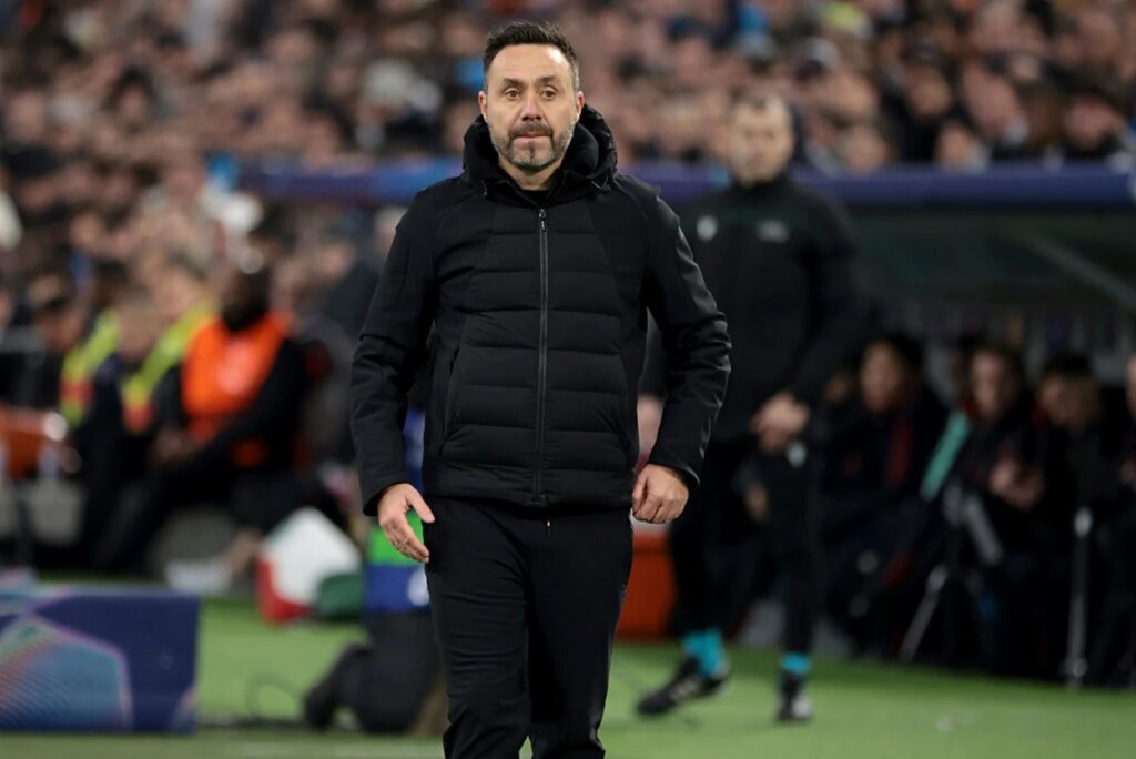 Tottenham anuncia novo treinador em meio à luta contra rebaixamento