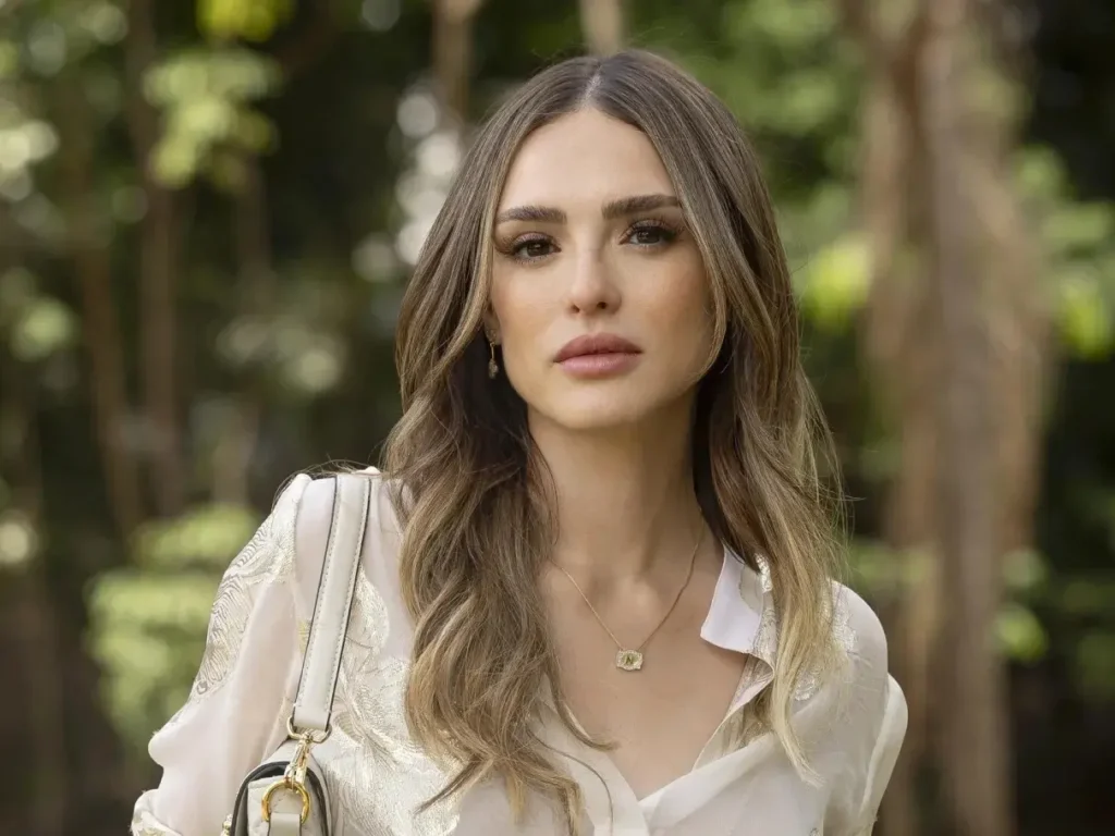 Isabelle Drummond diz que enfrenta preconceito por ser evangélica