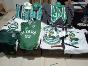 Torcida organizada Força Jovem é alvo de mandados de prisão em Goiás