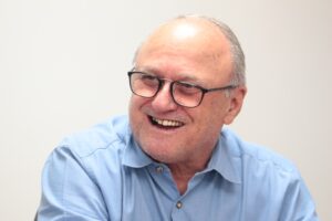 Celina Leão nomeia Valdivino Oliveira para comandar a Economia do DF