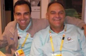 Tadeu Schmidt publica homenagem para irmão Oscar "Meu maior ídolo"