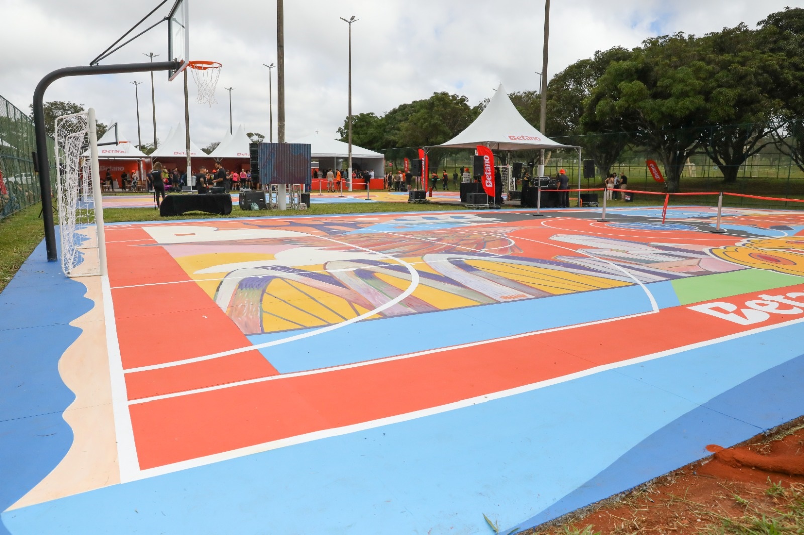 Quadras renovadas no Parque da Cidade impulsionam esporte e lazer em Brasília