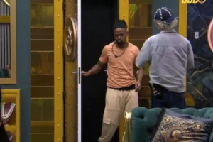 BBB 26: Leandro Boneco volta ao programa após sentir dores no peito