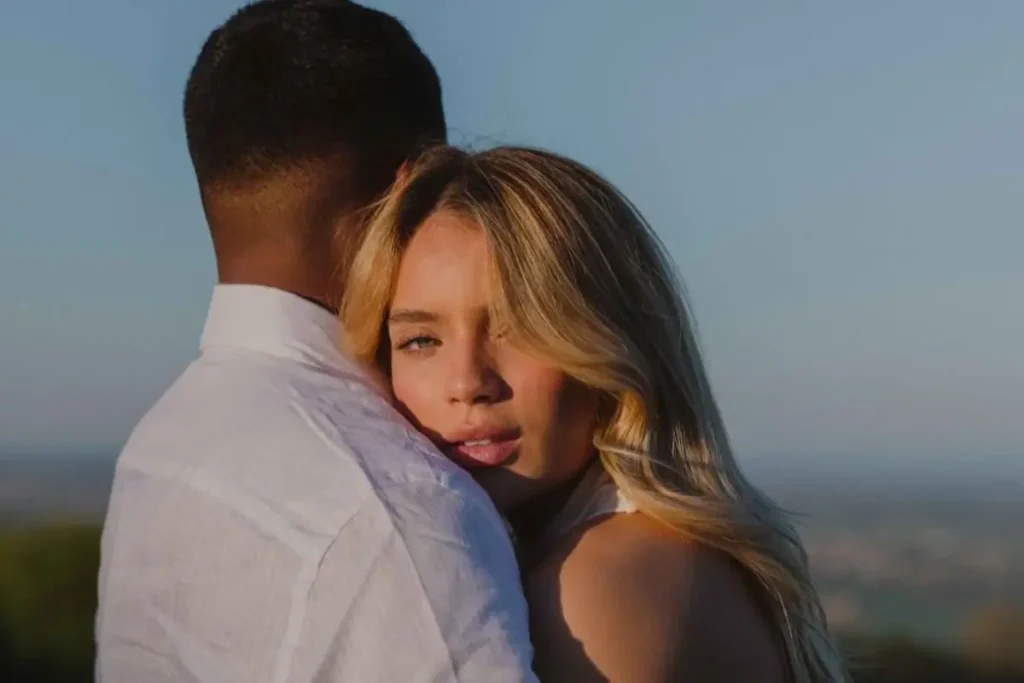 'Agora somos 5': quem é a influenciadora grávida de Endrick