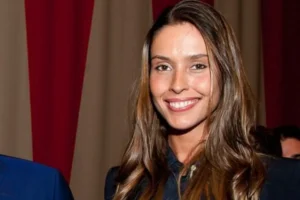 Ex-modelo brasileira faz ameaças graves contra Trump