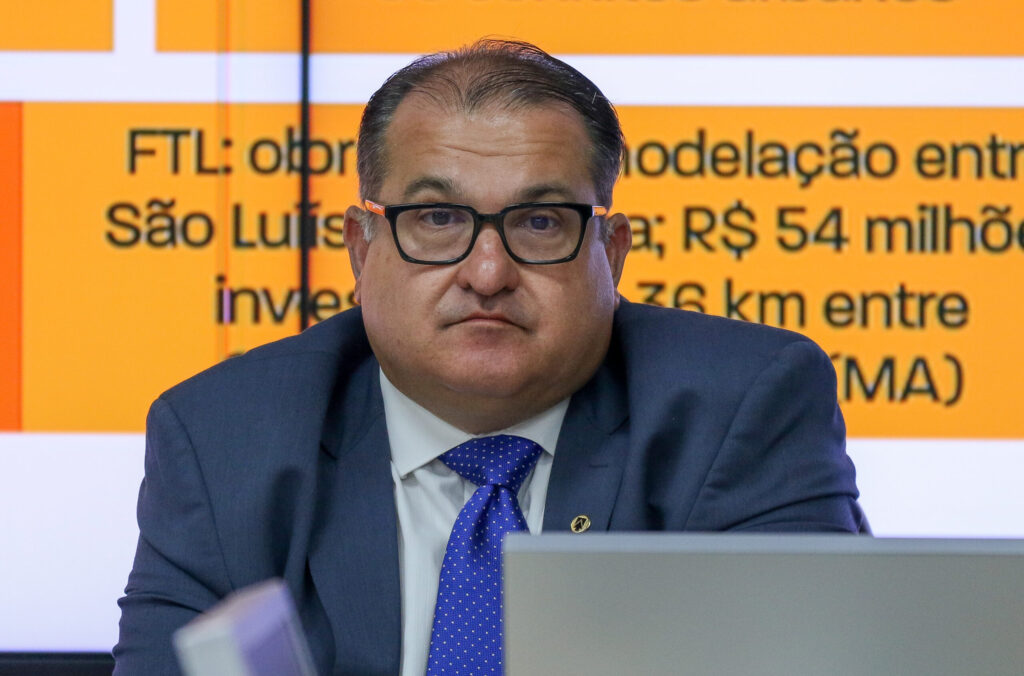 Ministro dos Transportes inaugura duplicação da BR-104 em Toritama (PE)