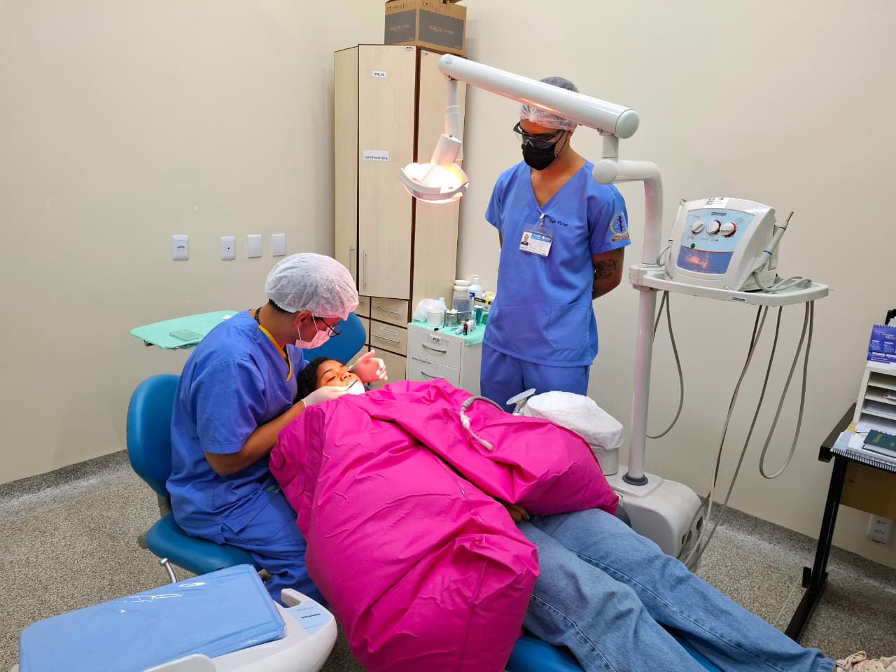 Hospital de Santa Maria inova com colchão a vácuo em atendimentos odontológicos