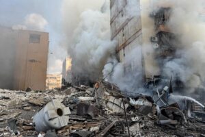 Cessar-fogo entre Israel e Líbano se sustenta e pode impulsionar trégua com Irã