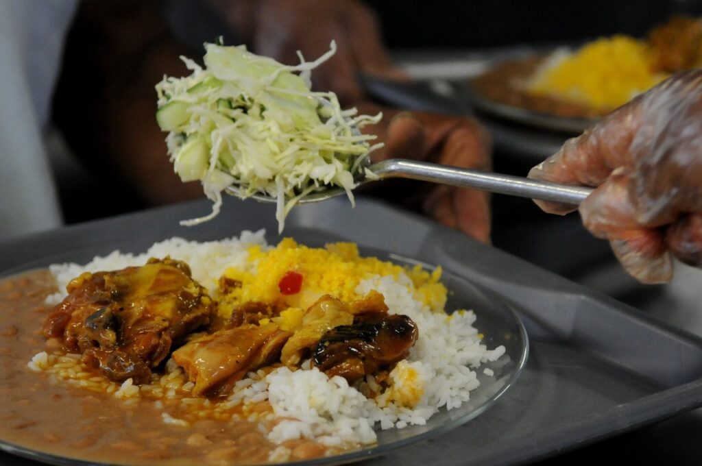 Restaurante Comunitário de Riacho Fundo II fecha para manutenção no feriado