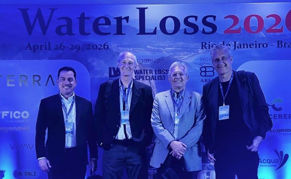 Adasa participa de congresso internacional sobre perdas de água no Rio