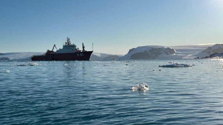 Expedição brasileira na Antártica monitora microplásticos e impactos climáticos