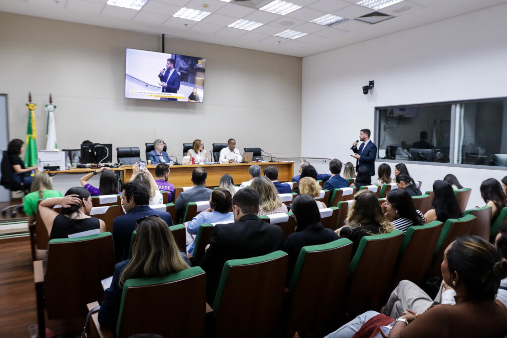 IgesDF apresenta prestação de contas com mais de 6,9 mil capacitações e avanço na assistência