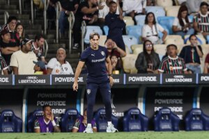 Zubeldía destaca domínio do Fluminense em derrota na Libertadores