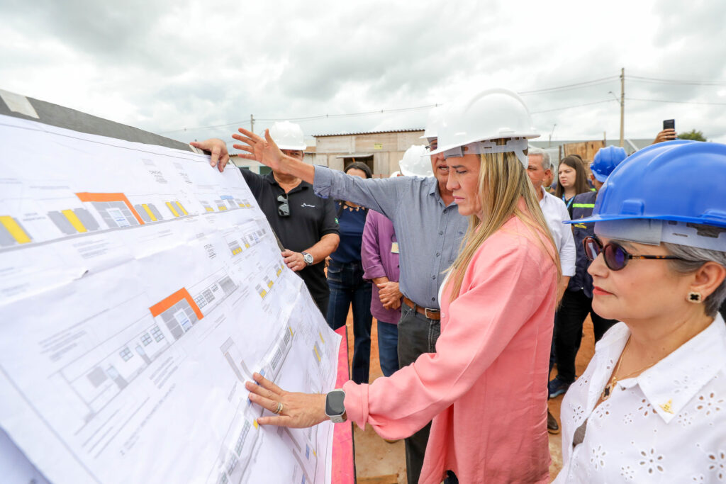 Governadora do DF cumpre agenda de entregas no Paranoá 