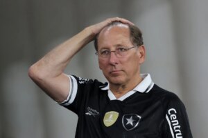 Botafogo sofre novo transfer ban na Fifa após dívida com clube búlgaro