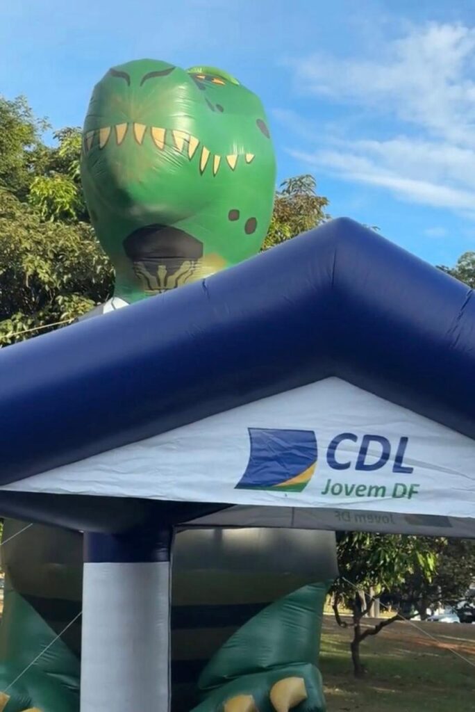 Dia Livre de Impostos mobiliza lojistas em Brasília e expõe peso da carga tributária no consumo