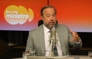 Ministro Silveira preside reunião do CMSE e destaca segurança energética