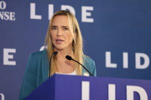 Celina Leão defende inovação tecnológica e mudança econômica no DF