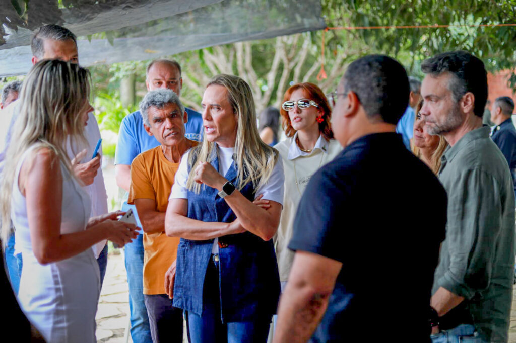 Governadora Celina Leão ouve demandas do agro em almoço com produtores do DF