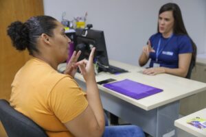Governo promove workshops online para acessibilidade da comunidade surda