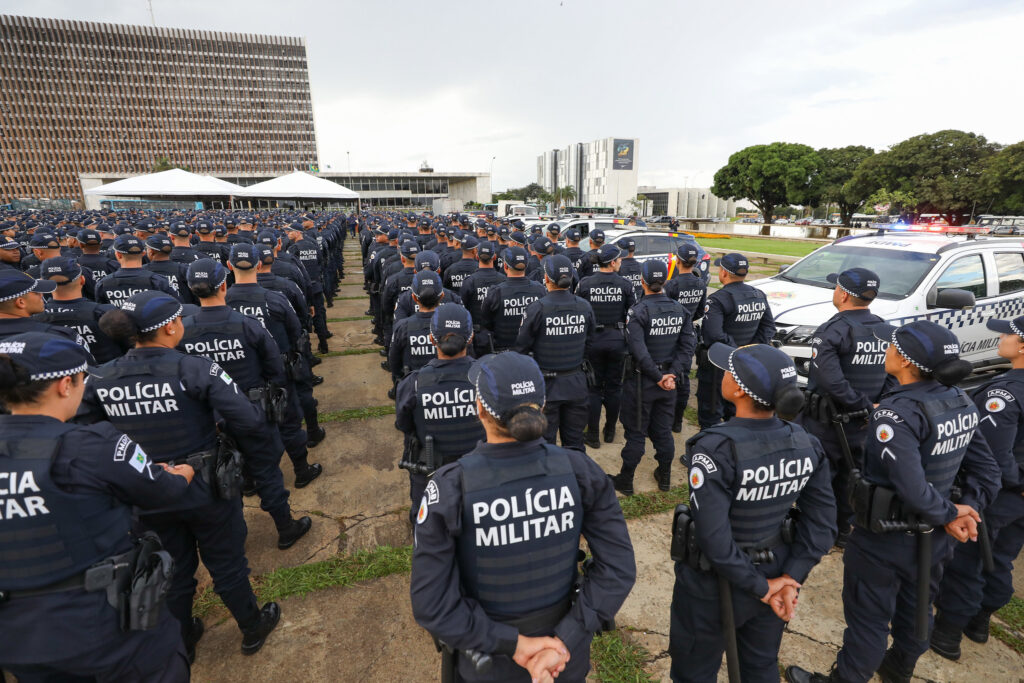 Governadora Celina Leão amplia promoções na PMDF e CBMDF ao reduzir interstício