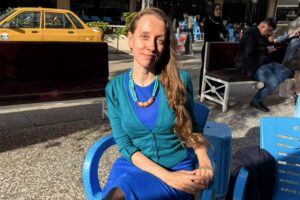 Jornalista dos EUA sequestrada no Iraque será solta, diz grupo armado