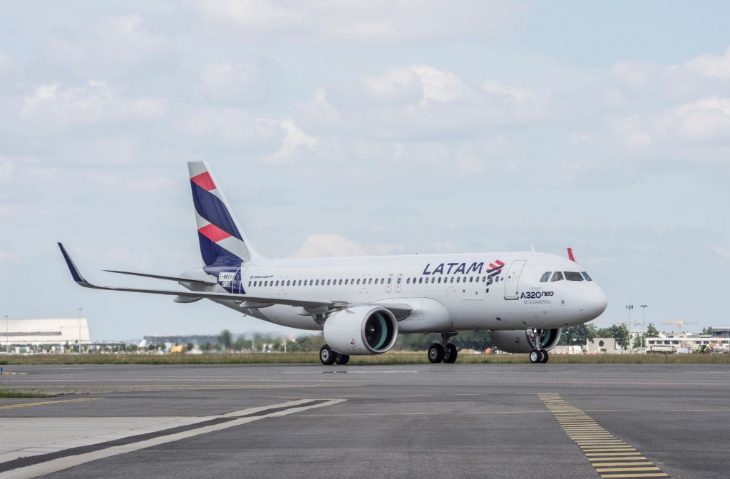 Após falha técnica, voo da Latam com destino a Nova York retorna a Guarulhos