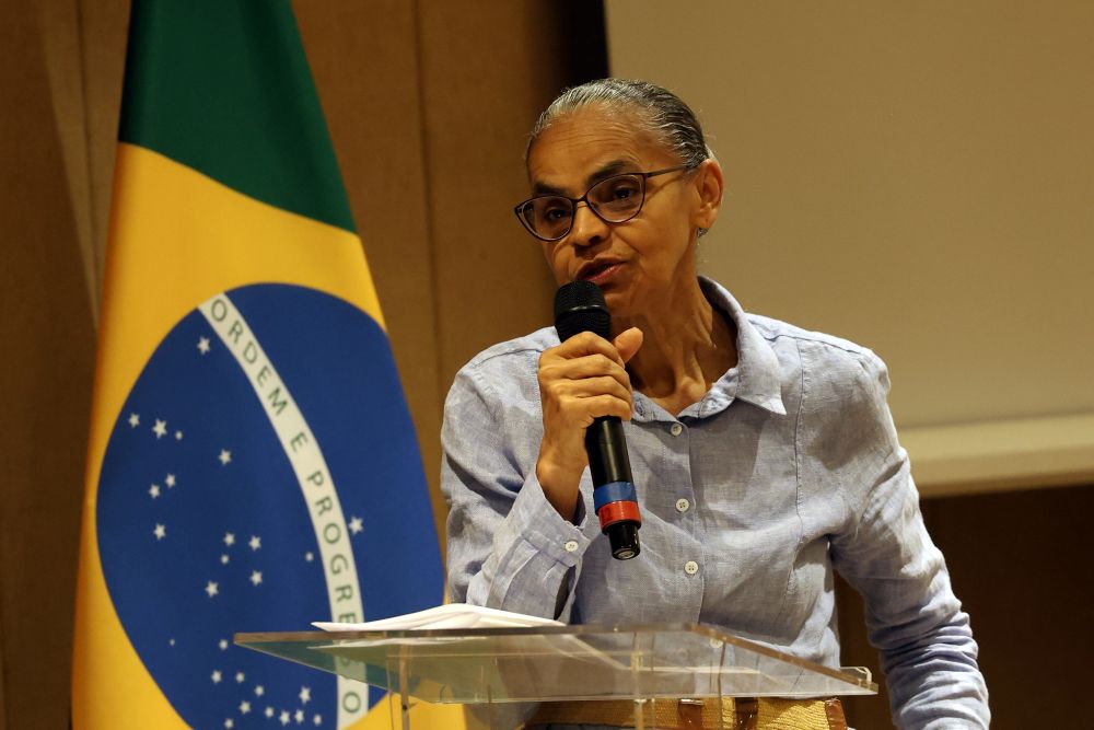 Marina deixa Ministério do Meio Ambiente para se candidatar em São Paulo