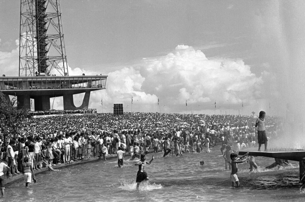 Livro 'Monumental' narra a história do Eixo Monumental de Brasília