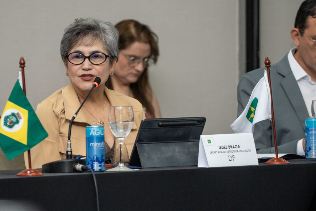 Brasília sedia reunião de secretários de Educação para discutir ensino público