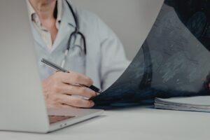 IgesDF abre edital para ampliar serviço de laudos por teleradiologia