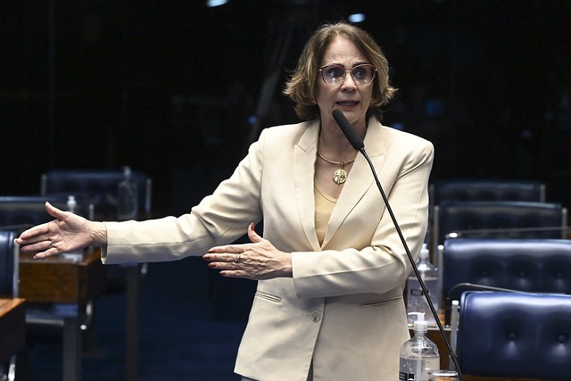 Damares Alves defende análise individual de penas dos atos de 8 de janeiro