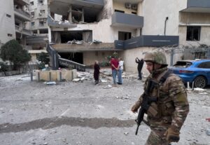 Líbano quer cessar-fogo antes de negociar com Israel, diz alto funcionário à AFP