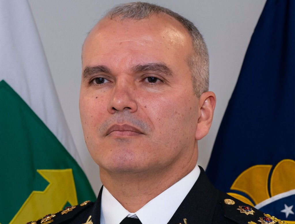 Coronel de operações especiais assume comando da PMDF
